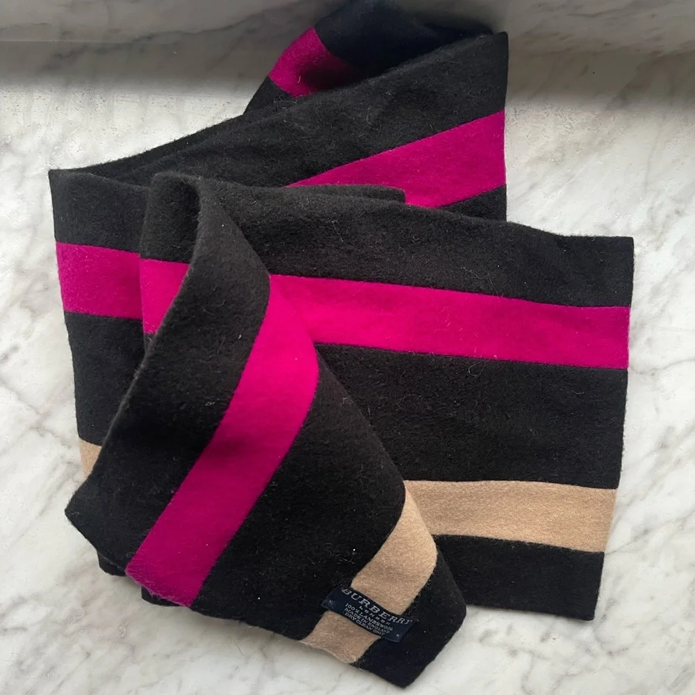 Burberry Scarf - Picture 2 of 2